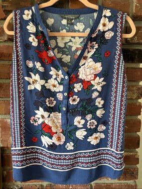 Market & Spruce Sleeveless V-neck Button Top Floral Spring Blouse Women’s Med